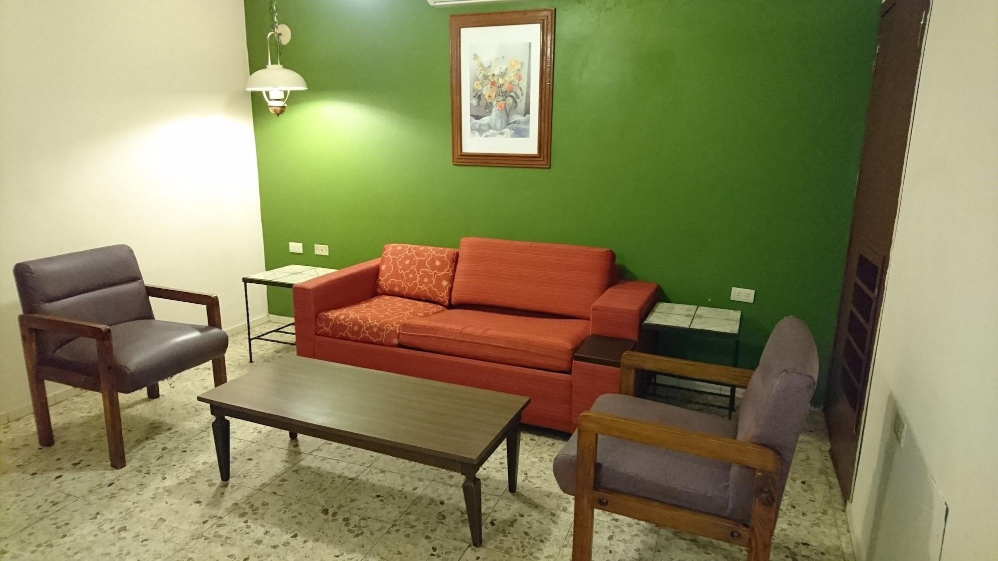 Hotel Suites Kino Ермосільо Екстер'єр фото