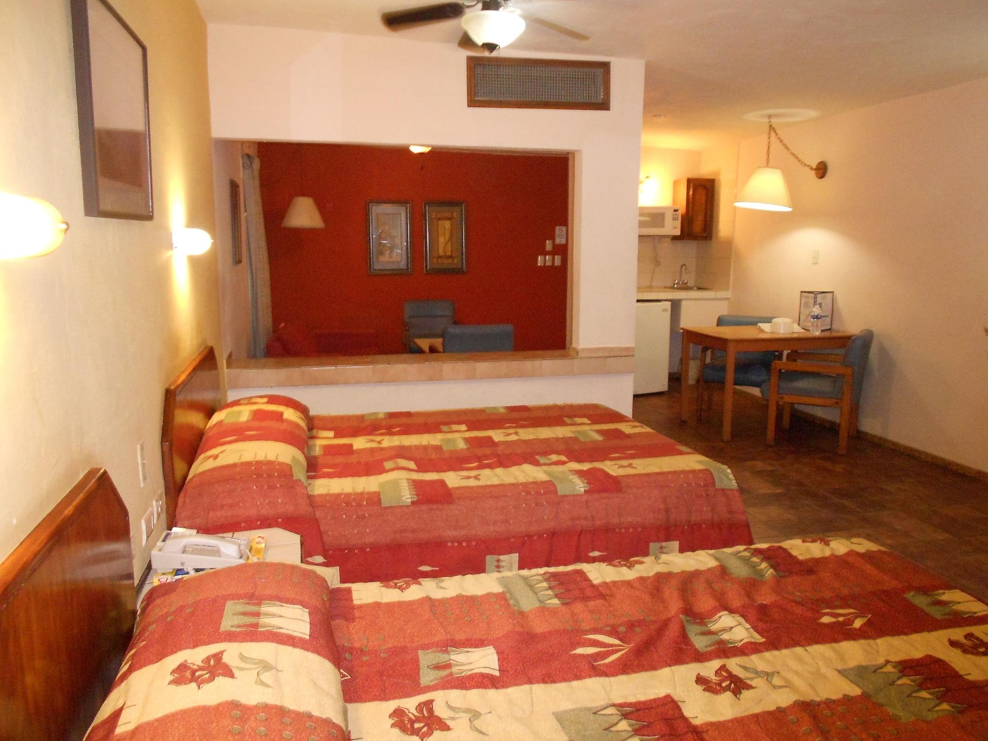 Hotel Suites Kino Ермосільо Екстер'єр фото