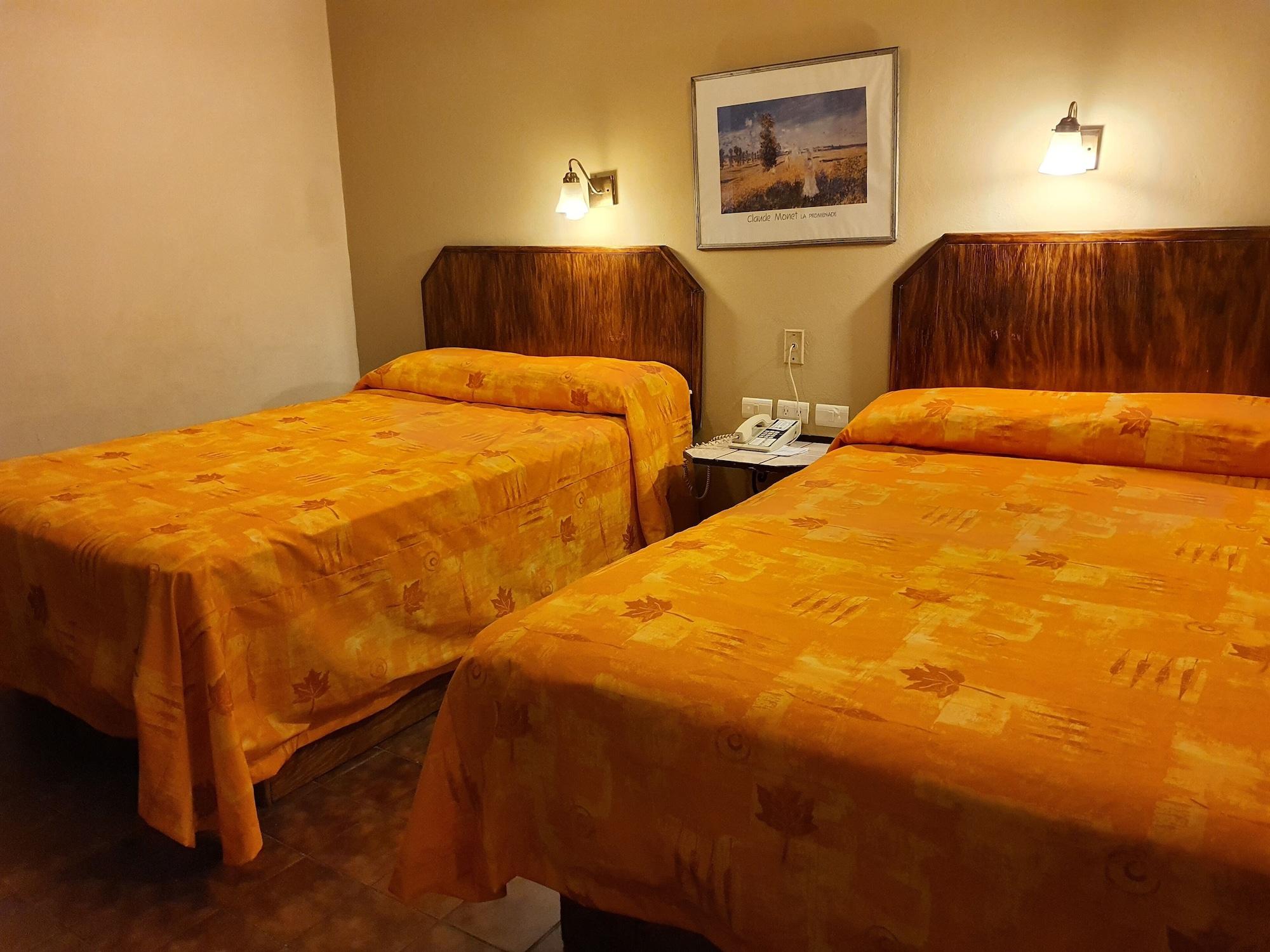 Hotel Suites Kino Ермосільо Екстер'єр фото