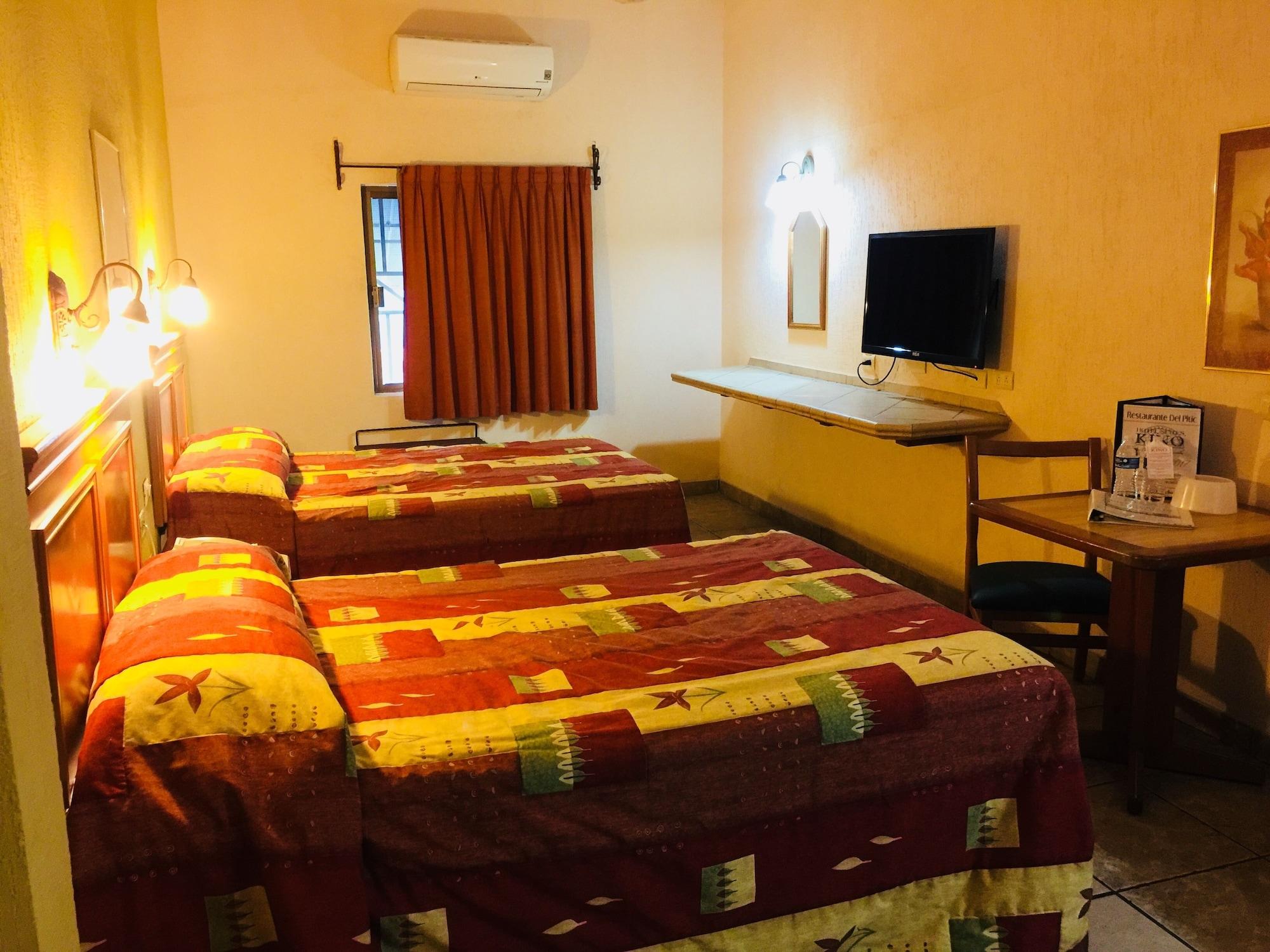 Hotel Suites Kino Ермосільо Екстер'єр фото