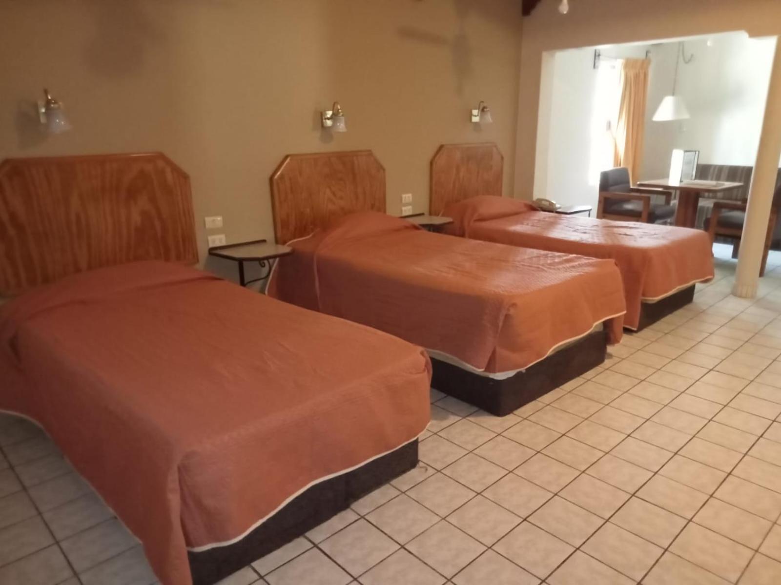Hotel Suites Kino Ермосільо Екстер'єр фото