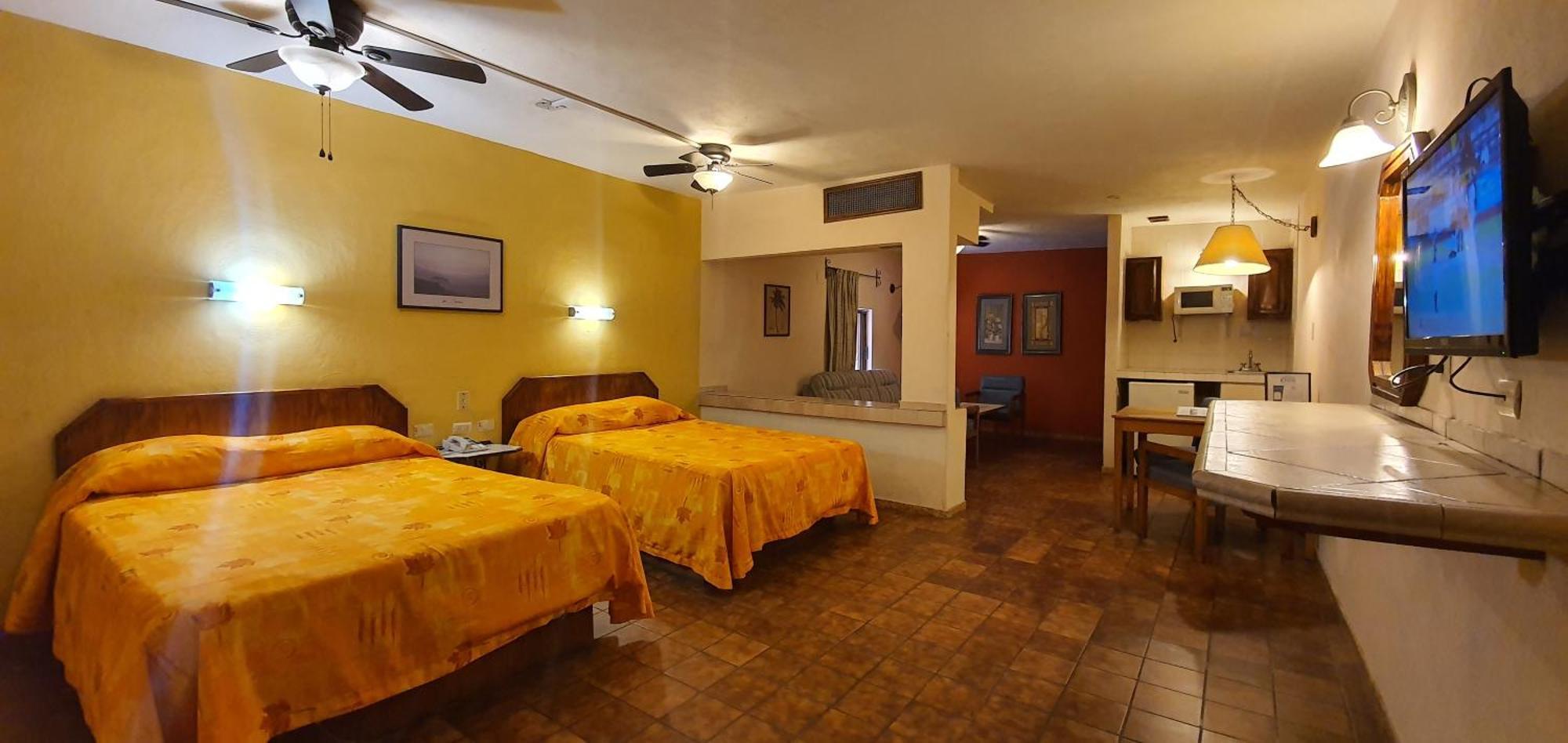 Hotel Suites Kino Ермосільо Екстер'єр фото